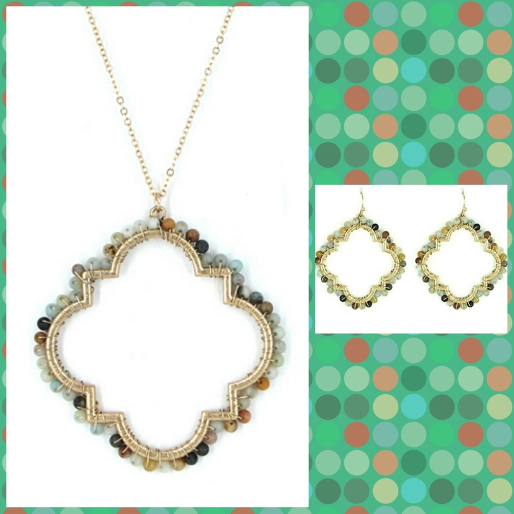 NEW Quartrefoil Long Necklace & Earrings Set